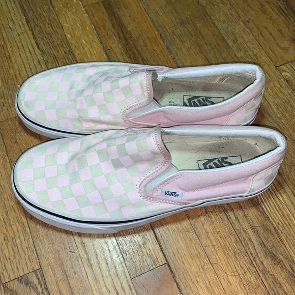 Checkerboard Vans size 8 - Picture 2 of 5
